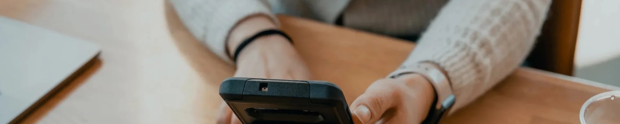 Browsing flooring products on a phone using Roomvo Visualizer