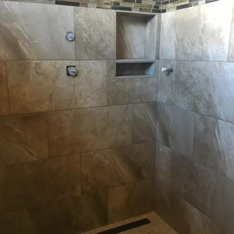 Rustic shower walls in Prescott AZ